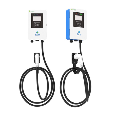 7KW / 32A الأزرق والأبيض الجدار / عمود شحن السيارة الكهربائية كومة شحن السيارة الكهربائية