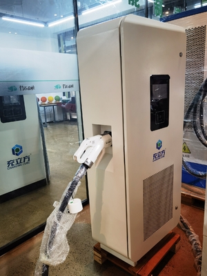 160 كيلوواط CCS2 بندقية مزدوجة DC مركبة شحن كهربائية / محطة شحن سريعة DC